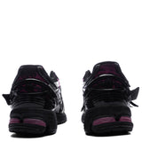 1906A - Black/Dragon Berry/White