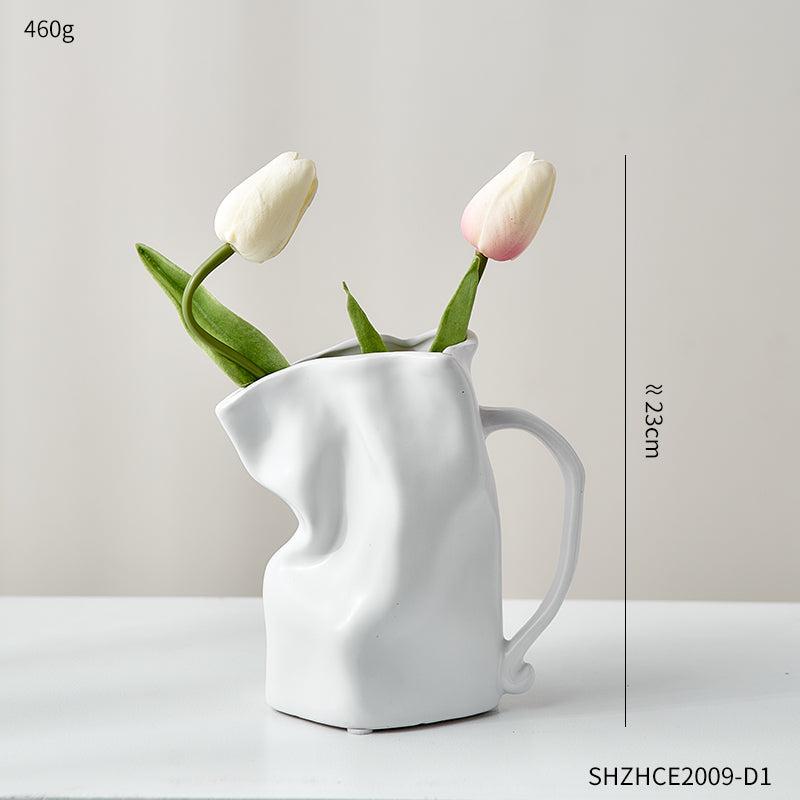 Modern Pleated Ceramic Vase – Nordic Luxury Decor with Tulips