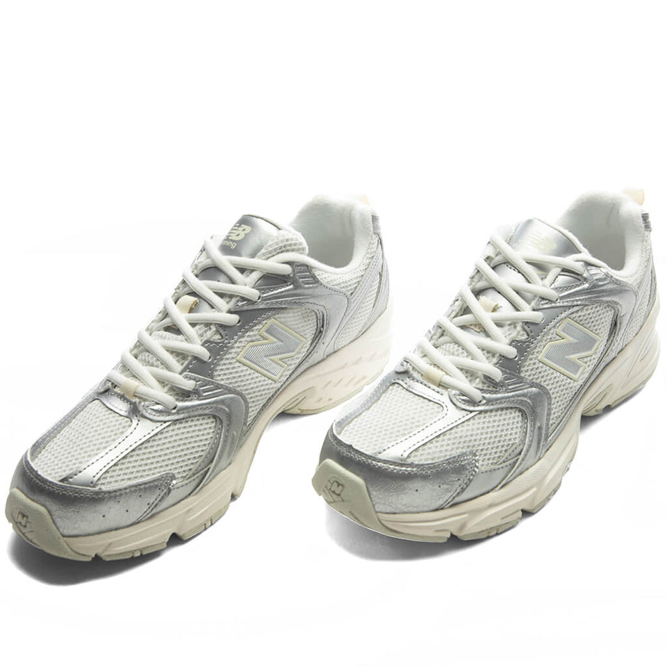 530 - Silver Metallic/Reflecton