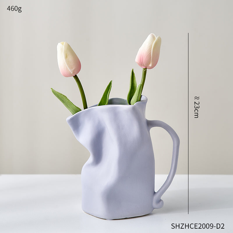 Modern Pleated Ceramic Vase – Nordic Luxury Decor with Tulips
