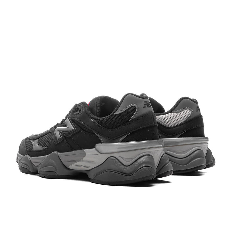 9060 (GS) - Black/Castlerock