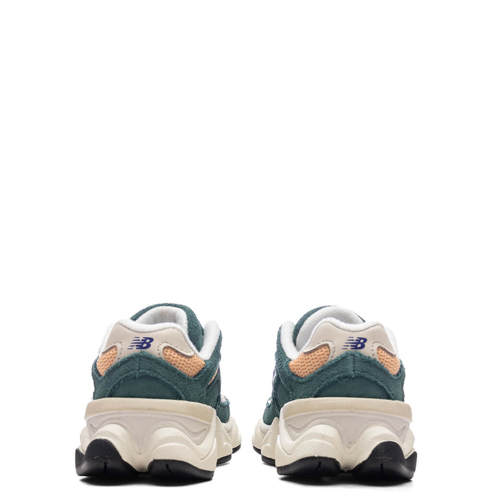 9060 (TD) - New Spruce/Peach Blossom/Team Royal
