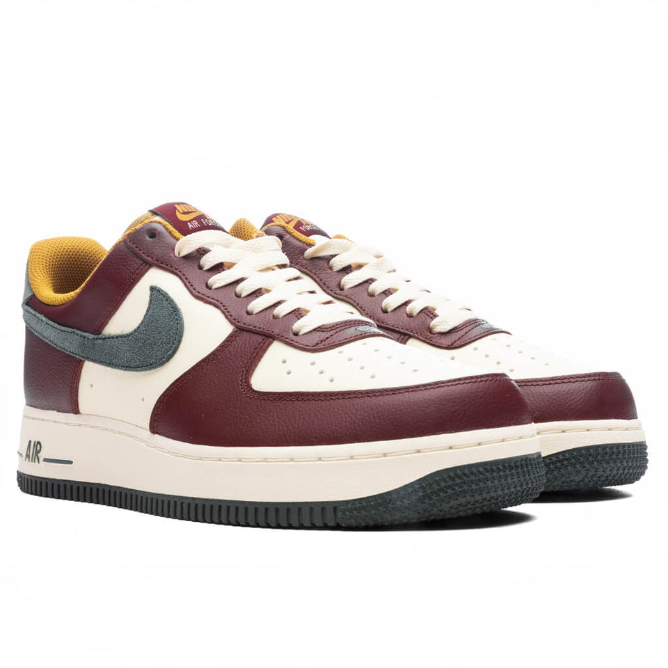 Air Force 1 '07 Lv8 - Coconut Milk/Vintage Green/Dark Team Red