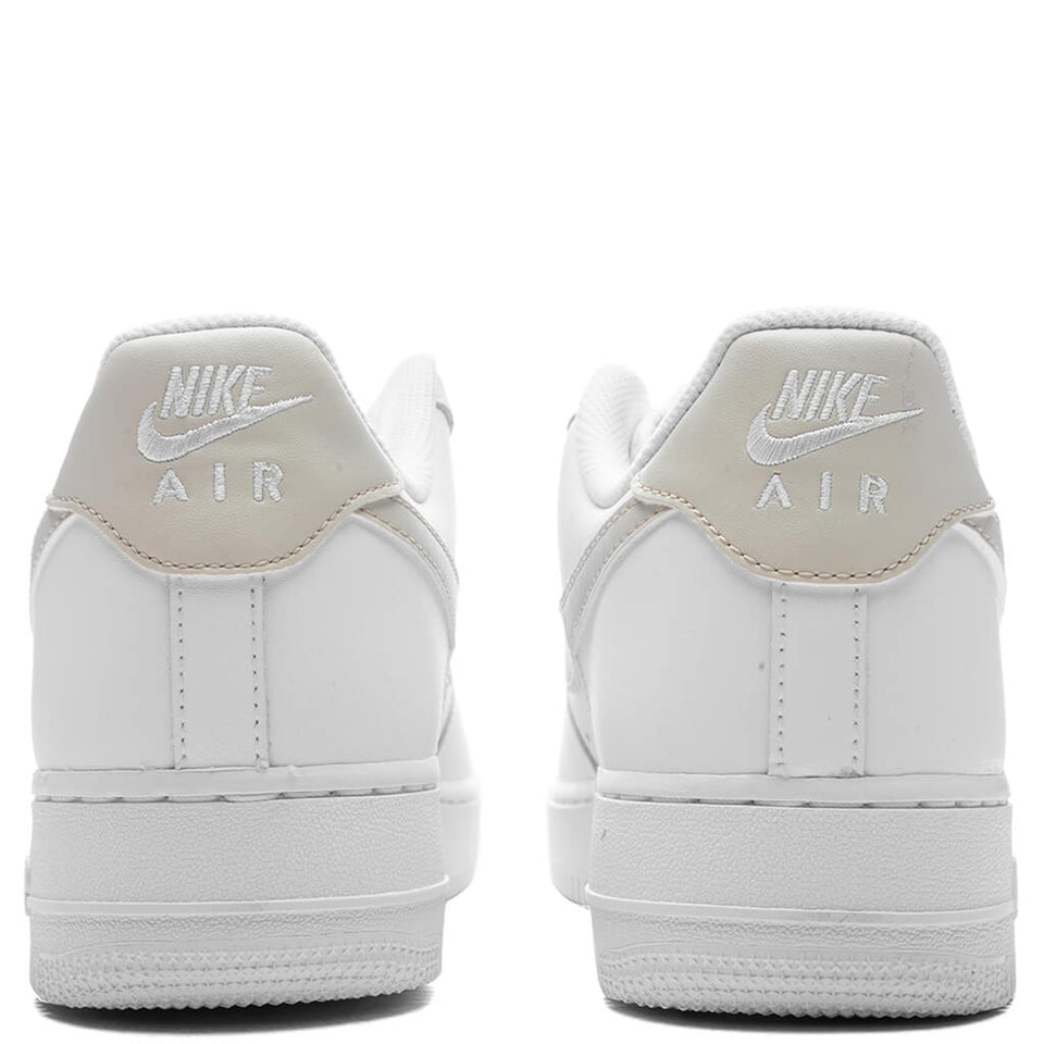 Air Force 1 '07 - White/Light Khaki