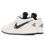 Air Jordan 1 Low SE (GS) 'Paint Splatter' - Sail/Black/Total Orange