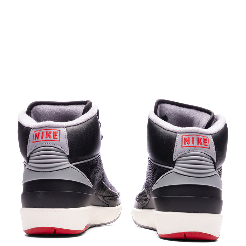 Air Jordan 2 Retro (GS) 'Black Cement' - Black/Cement Grey/Fire Red