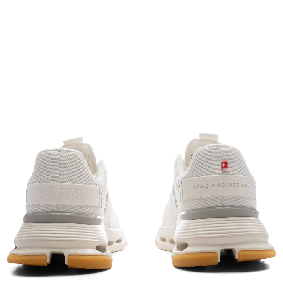 Cloudnova Form 2 - White/Ivory