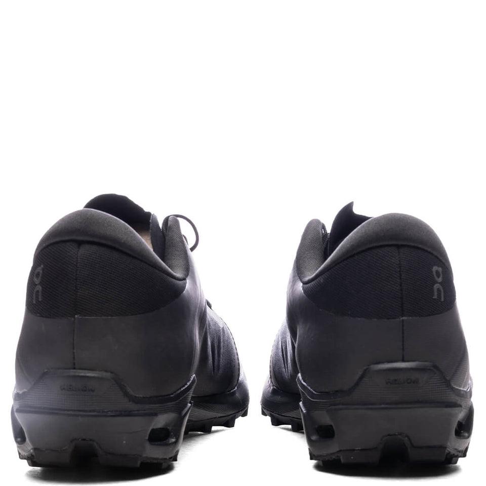 On x PAF Cloudventure Peak - All Black