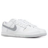 Dunk Low Retro SE - Glacier Ice/Metallic Silver-Summit White