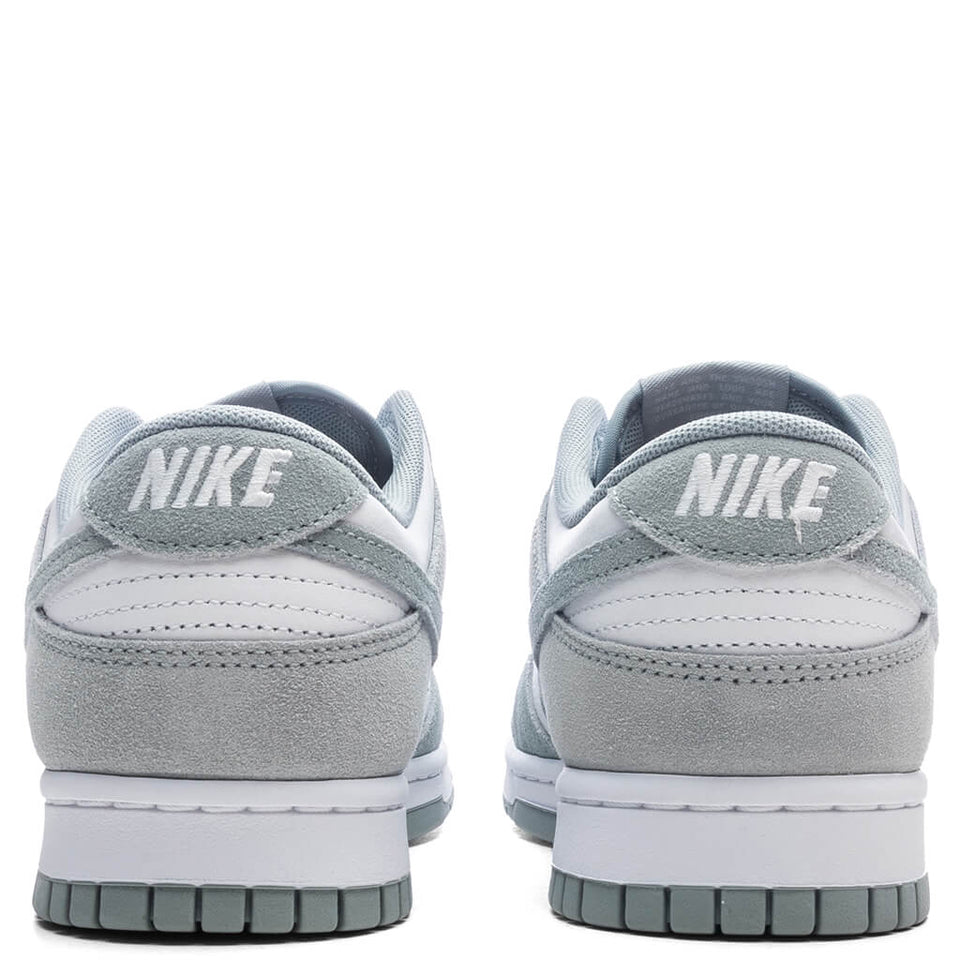 Dunk Low Retro SE - White/Light Pumice