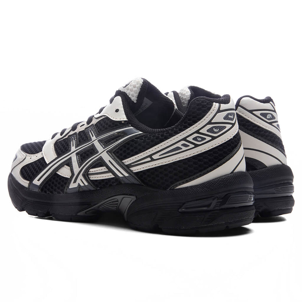 Gel-1130 - Black/Cream