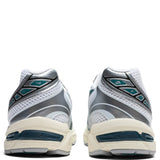 Gel-1130 - White/Rainy Lake