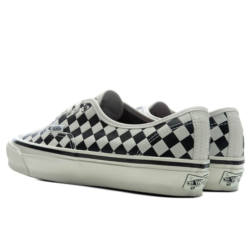 Premium LX Authentic 44 Diamond - Checkerboard Black/White
