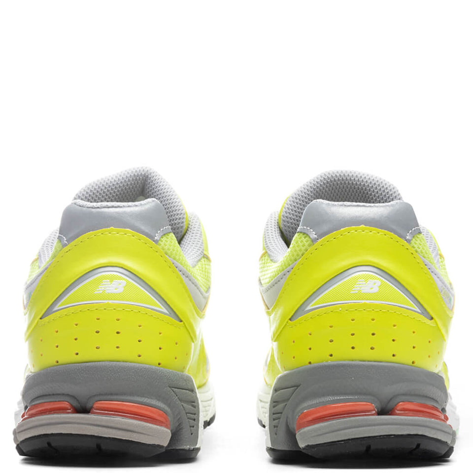 2002R - Sulphur Yellow