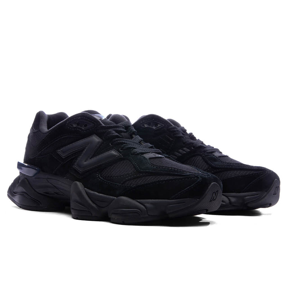 9060 - Black/Phantom/Magnet