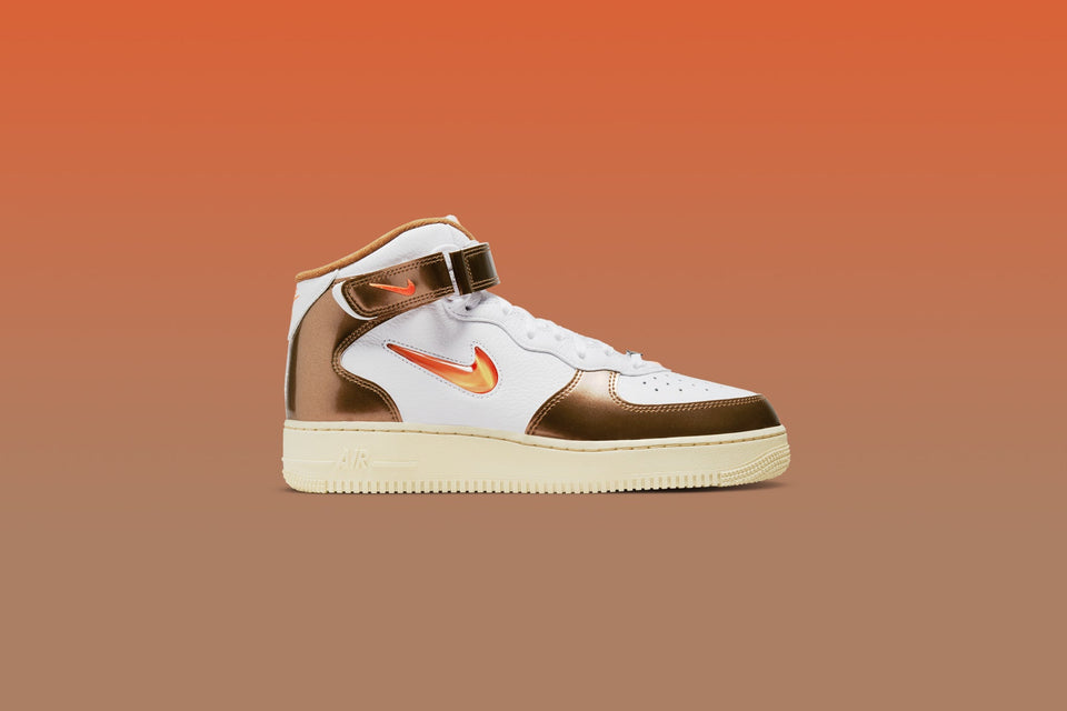Air Force 1 Mid QS "Ale Brown" - White/Total Orange/Ale Brown
