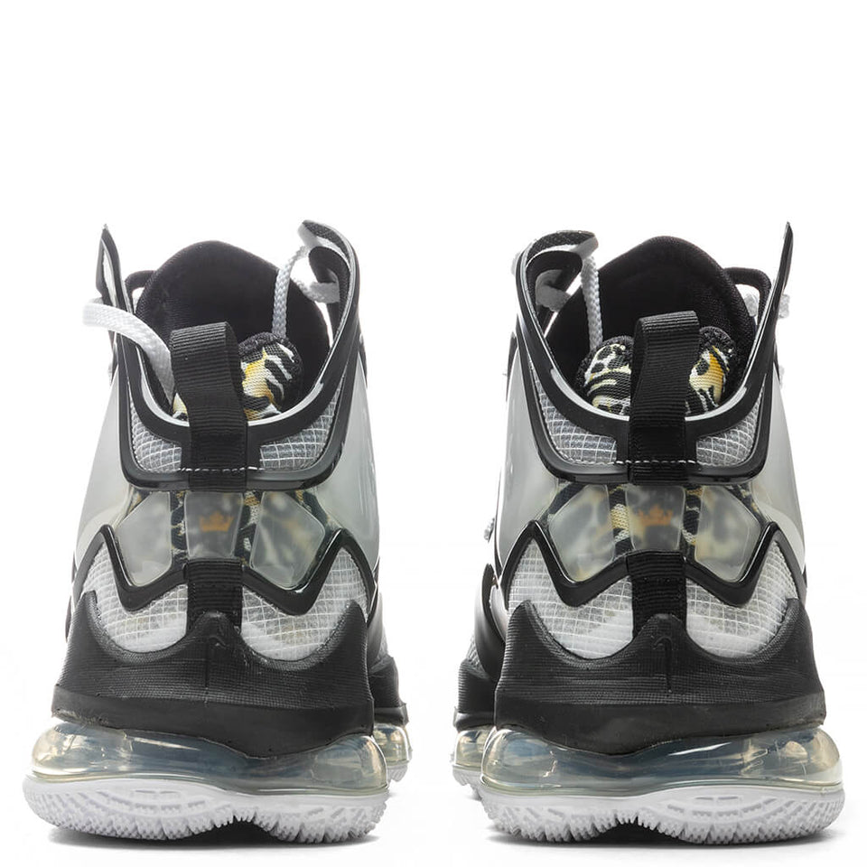 Lebron 19 - White/Metallic Gold/Black
