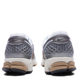Zoom Vomero 5 - Metallic Pewter/Medium Ash/Parachute Beige