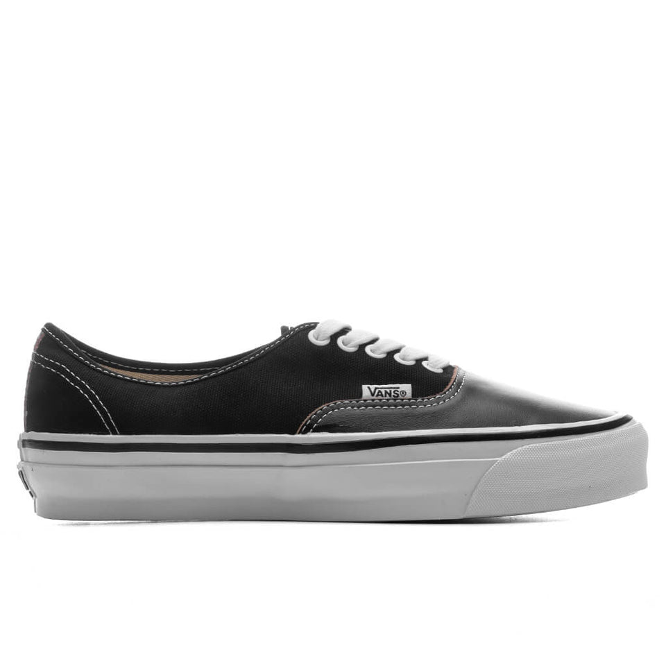 OTW Premium Authentic 44 Siped Vibram - Black