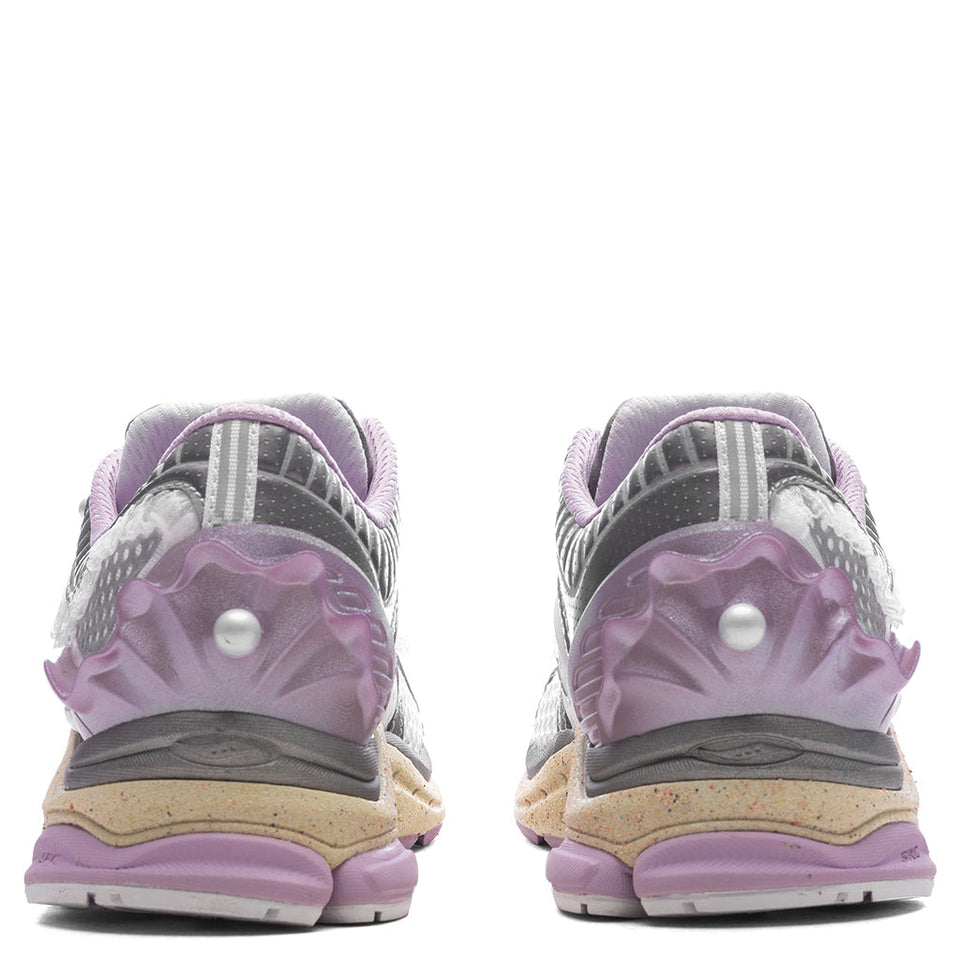 Saucony x METAGIRL Women's Progrid Paramount 'Daughter of the Moon' - Moon/Lilac