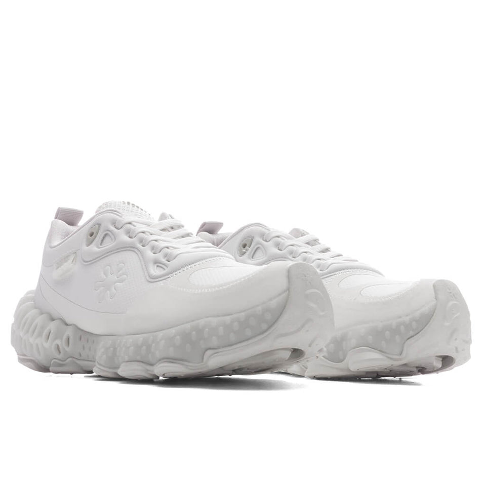 Salehe Bembury x SPUNGE Osmosis 'Feta' - White/White/White