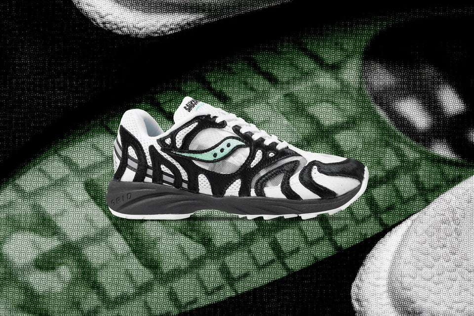 Saucony x Size? Grid Azura 2000 - Zebra