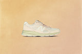990v4 Made in USA - Macadamia Nut/Morel