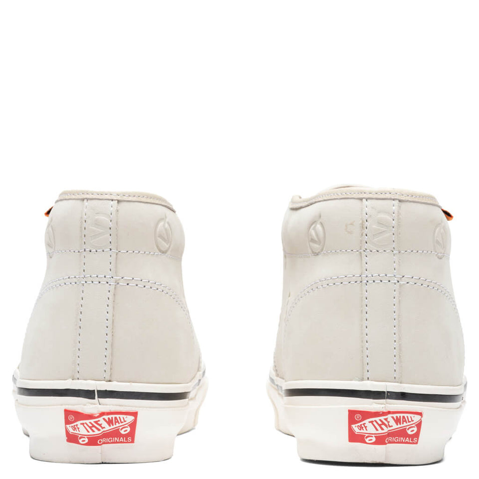Vans Vault x LQQK OG Chukka Boot LX - Cream