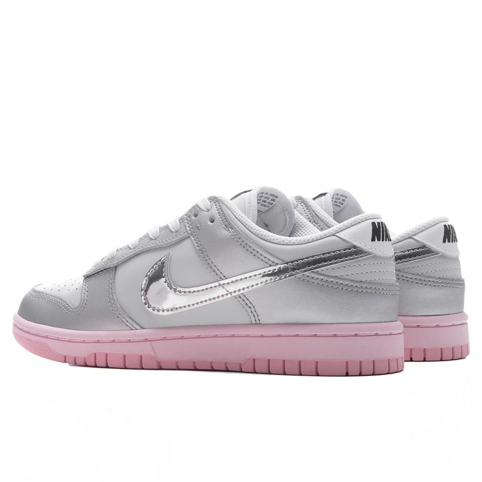 Women's Dunk Low LX - Photon Dust/Metallic Silver/Pink Foam