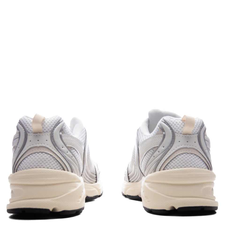 530 - Silver Metallic/Linen