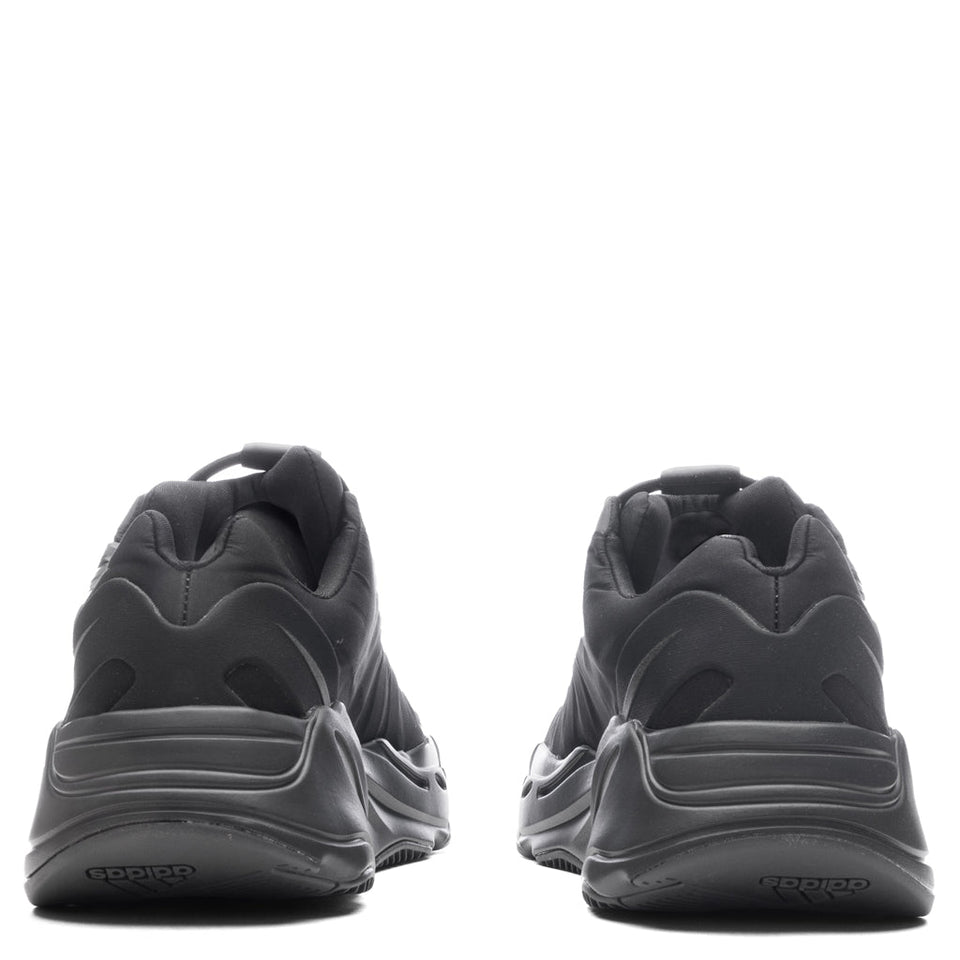 Yeezy 700 MNVN - Triple Black