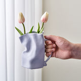 Modern Pleated Ceramic Vase – Nordic Luxury Decor with Tulips