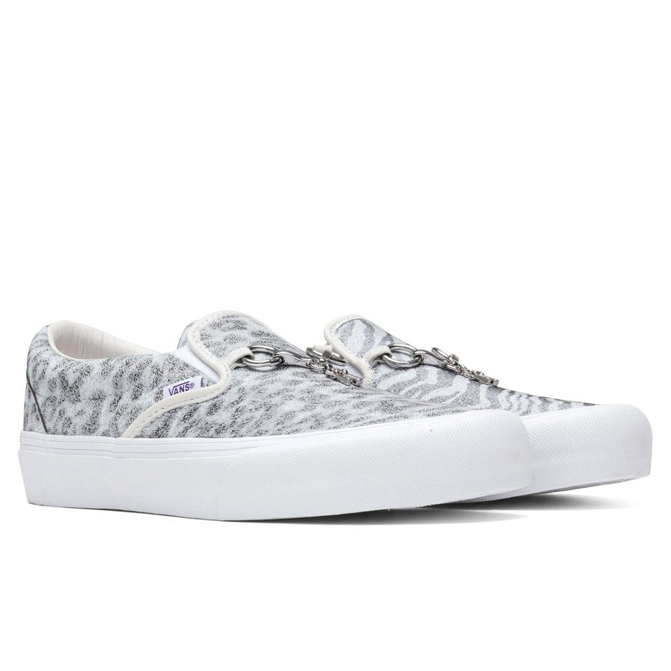 Vans Vault x Classic Slip-V - White