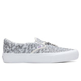 Vans Vault x Classic Slip-V - White